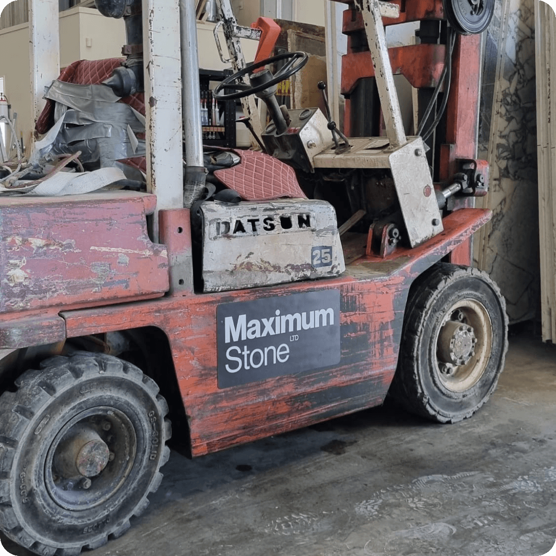 Maximum Stone Fork-lift